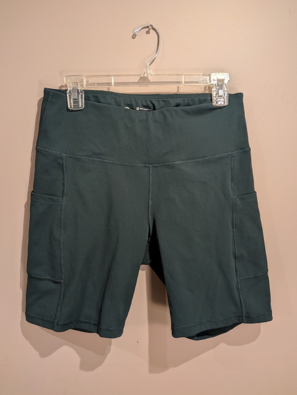 Iuga, Biker Shorts With Tummy Control & Pockets, 6" Inseam, Forest Green, Size L